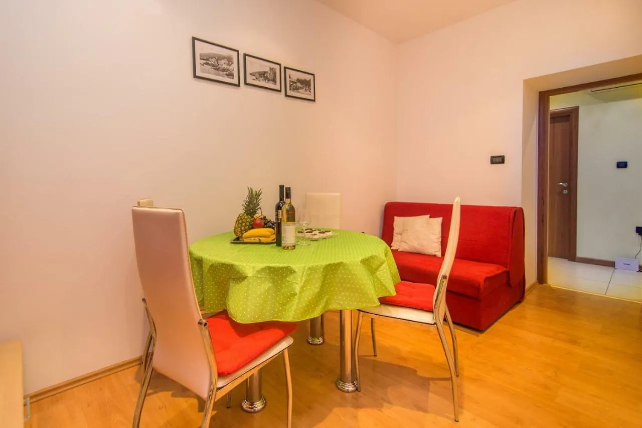 Apartment Runko In Villa Emilia オパティヤ